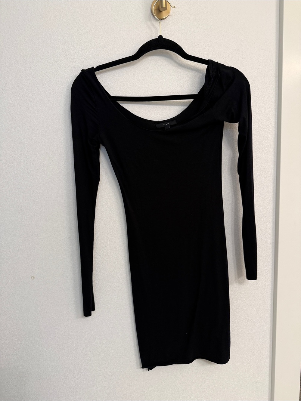 TROIS Black Long-Sleeve Slim Fit Dress